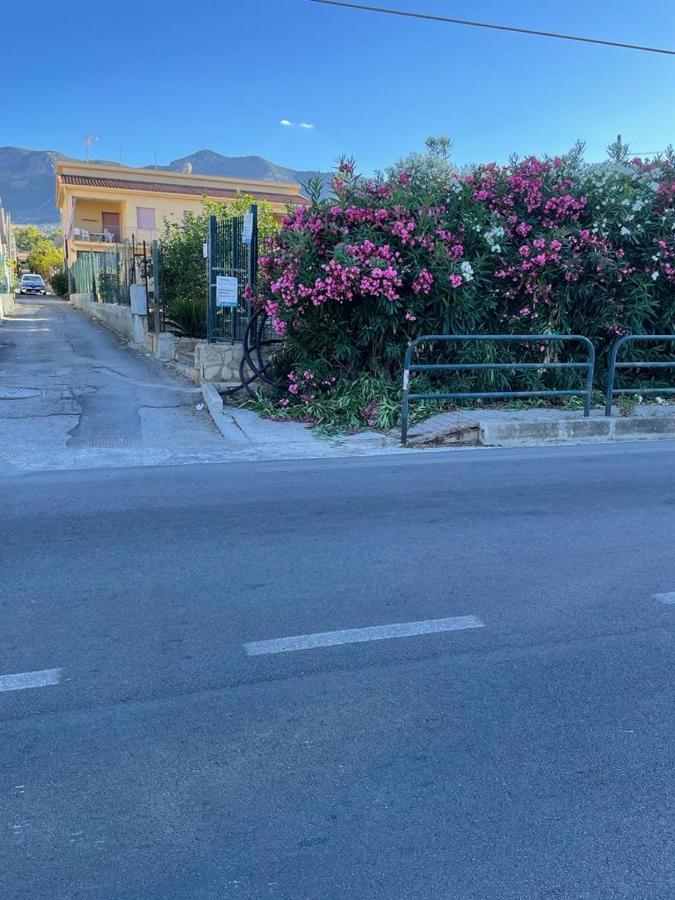Limoneto Appartement Trabia Buitenkant foto