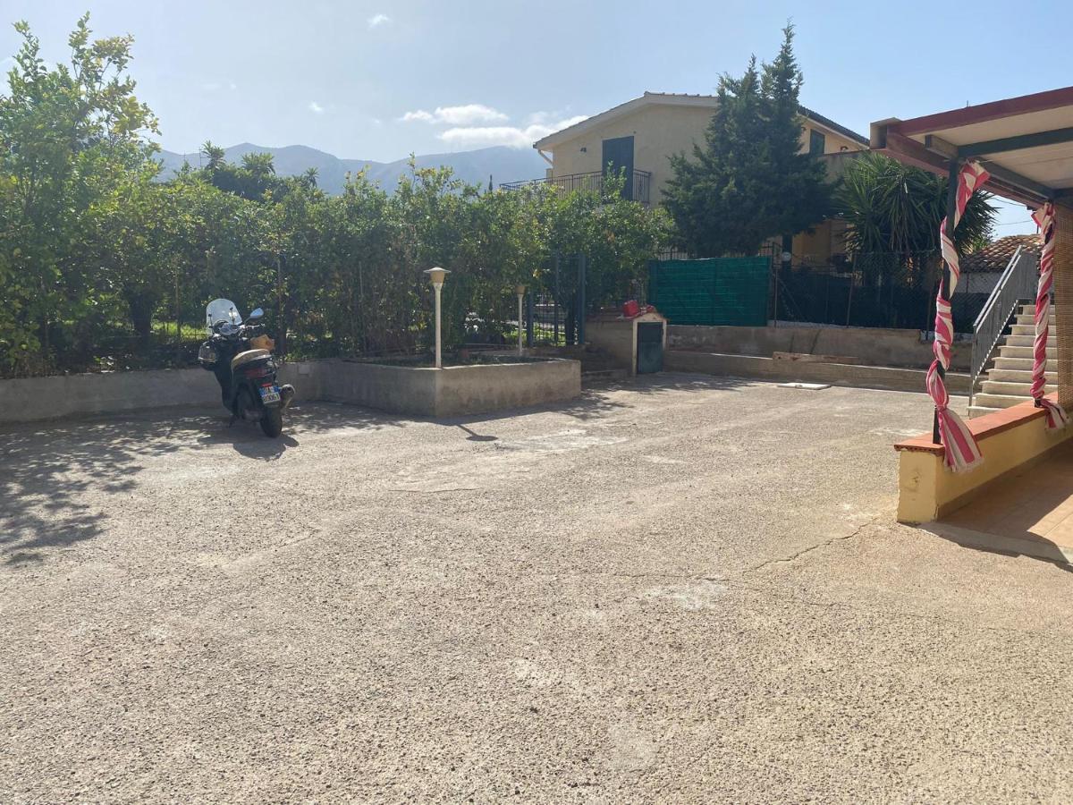 Limoneto Appartement Trabia Buitenkant foto